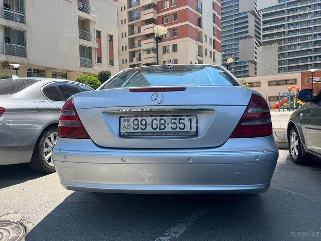 Mercedes E 240 2003, 291,000 km - 2.6 l - Bakı