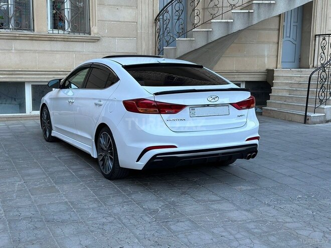 Hyundai Elantra 2017, 65,000 km - 1.6 l - Bakı