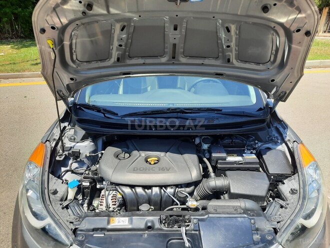 Hyundai Elantra 2012, 107,000 km - 1.8 л - Mingəçevir