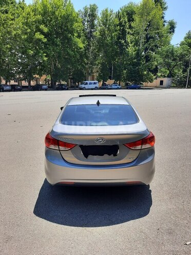 Hyundai Elantra 2012, 107,000 km - 1.8 л - Mingəçevir