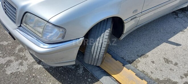 Mercedes C 240 1998, 295,000 km - 2.4 л - Xaçmaz