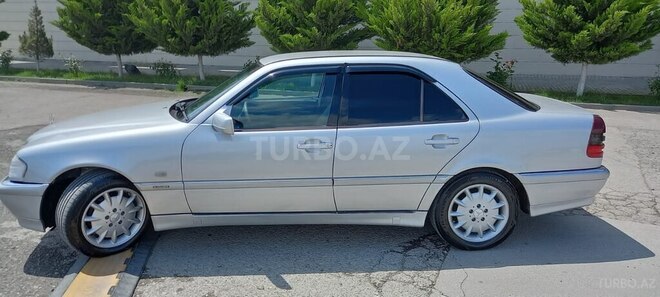 Mercedes C 240 1998, 295,000 km - 2.4 л - Xaçmaz