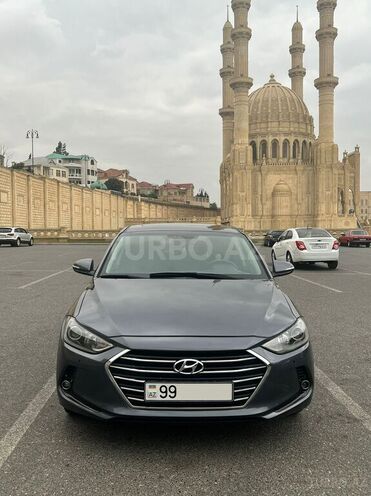 Hyundai Elantra 2018, 75,000 km - 2.0 l - Bakı