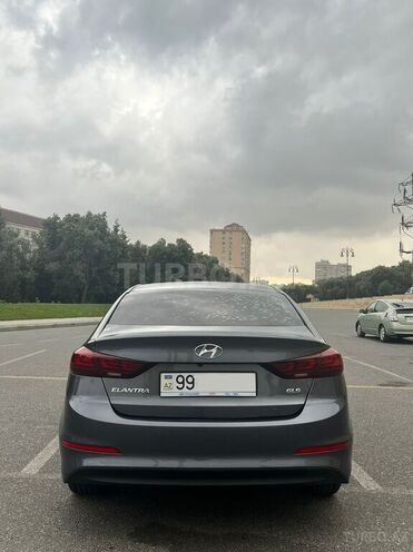 Hyundai Elantra 2018, 75,000 km - 2.0 l - Bakı