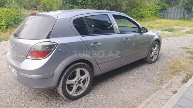 Opel Astra 2009, 220,000 km - 1.4 л - Bərdə