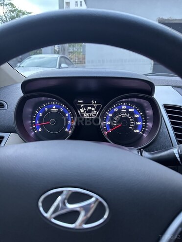 Hyundai Elantra 2015, 106,564 km - 2.0 l - Ağcabədi