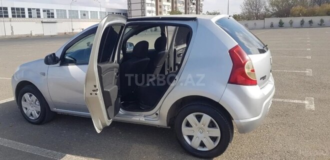 Dacia Sandero 2009, 313,000 km - 1.4 л - Gəncə