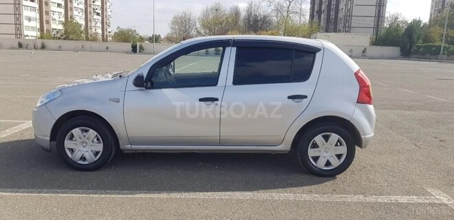 Dacia Sandero 2009, 313,000 km - 1.4 л - Gəncə