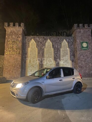 Dacia Sandero 2009, 313,000 km - 1.4 л - Gəncə