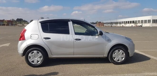 Dacia Sandero 2009, 313,000 km - 1.4 л - Gəncə