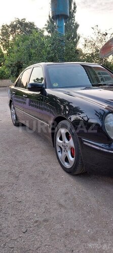 Mercedes E 200 2001, 331,193 km - 2.0 l - Bakı