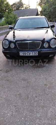 Mercedes E 200 2001, 331,193 km - 2.0 l - Bakı