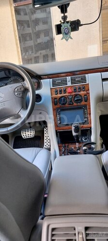 Mercedes E 200 2001, 331,193 km - 2.0 l - Bakı