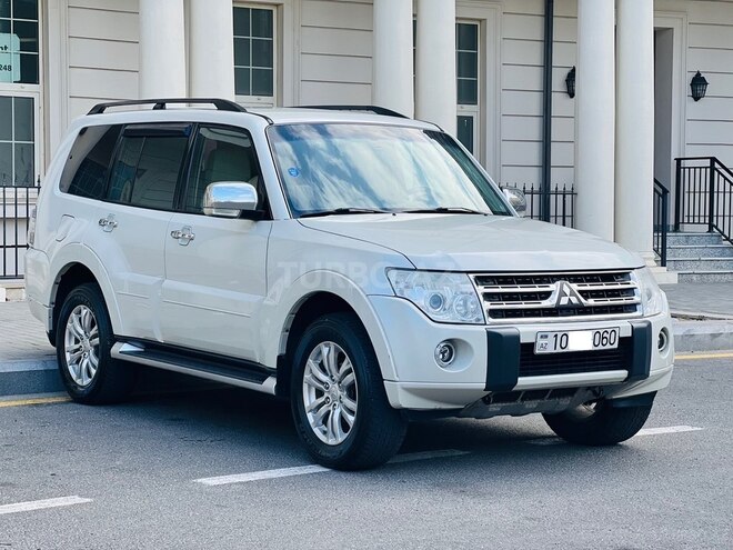 Mitsubishi Pajero 2011, 175,150 km - 3.5 l - Bakı