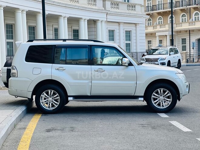 Mitsubishi Pajero 2011, 175,150 km - 3.5 l - Bakı