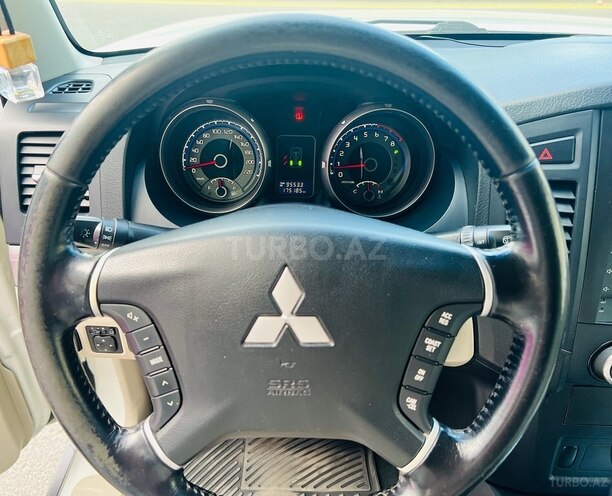 Mitsubishi Pajero 2011, 175,150 km - 3.5 l - Bakı