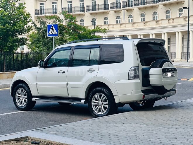 Mitsubishi Pajero 2011, 175,150 km - 3.5 l - Bakı