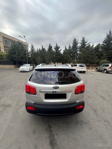 Kia Sorento 2011, 230,000 km - 2.0 л - Bakı