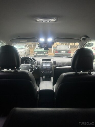 Kia Sorento 2011, 230,000 km - 2.0 л - Bakı