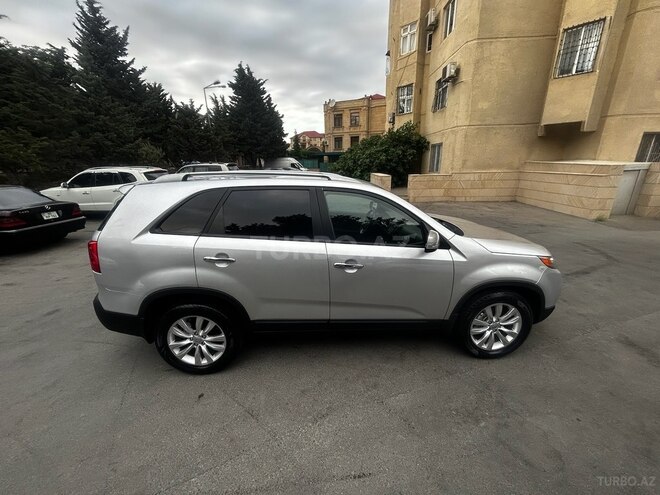 Kia Sorento 2011, 230,000 km - 2.0 л - Bakı