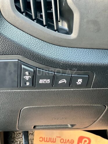 Kia Sportage 2012, 190,000 km - 2.0 l - Bakı