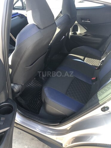 Toyota C-HR 2019, 29,000 km - 2.0 l - Bakı