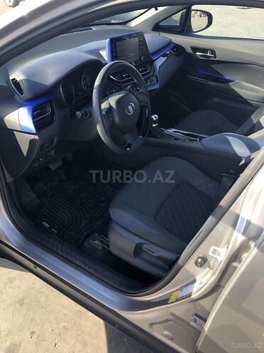 Toyota C-HR 2019, 29,000 km - 2.0 l - Bakı