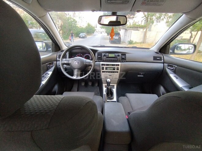 Toyota Corolla 2005, 225,000 km - 1.4 l - Bakı