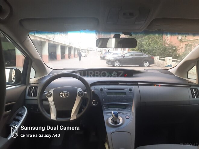 Toyota Prius 2010, 258,000 km - 1.8 л - Bakı