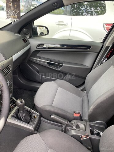 Opel Astra 2006, 150,000 km - 1.4 l - Bakı