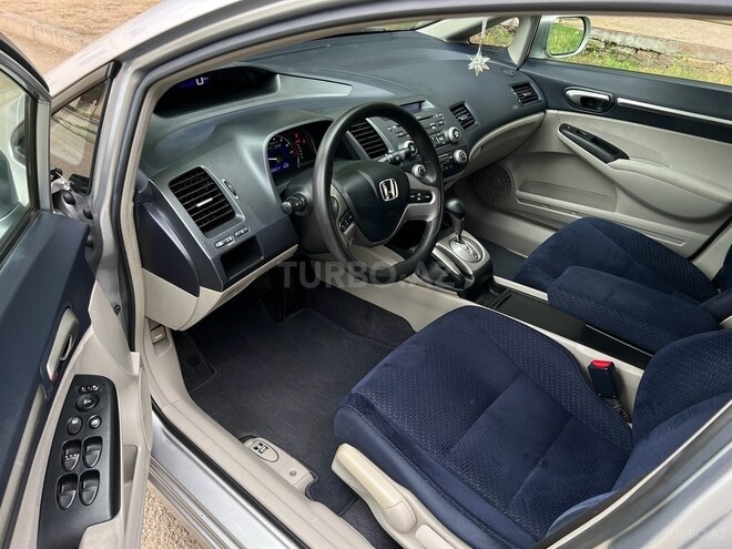 Honda Civic 2007, 170,000 km - 1.3 l - Gəncə
