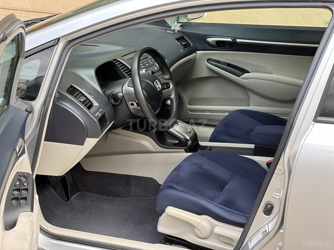 Honda Civic 2007, 170,000 km - 1.3 l - Gəncə