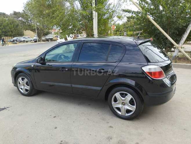 Opel Astra 2005, 242,000 km - 1.4 l - Bakı