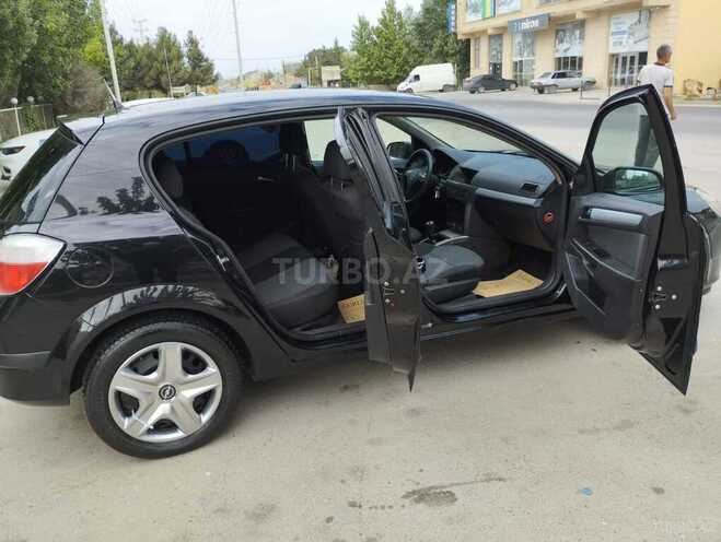 Opel Astra 2005, 242,000 km - 1.4 l - Bakı