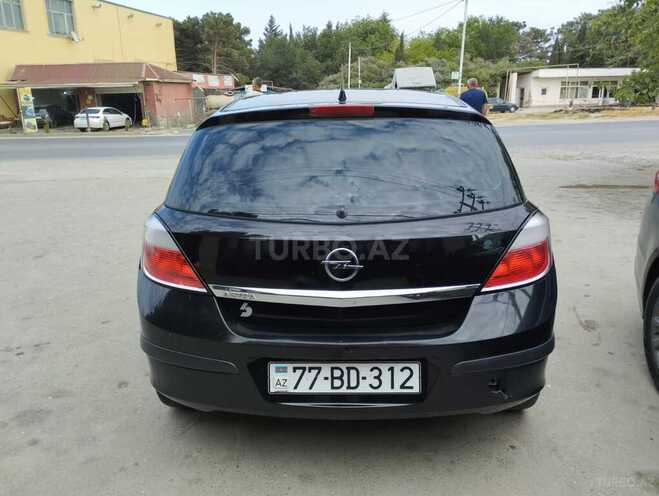 Opel Astra 2005, 242,000 km - 1.4 l - Bakı