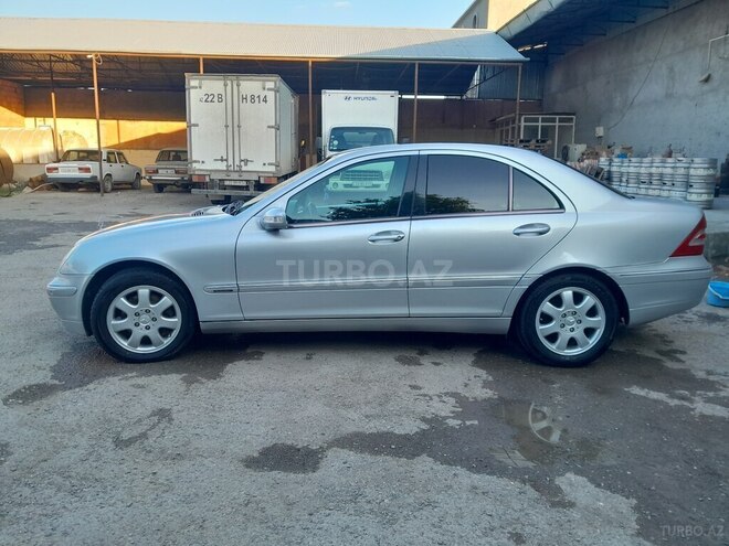 Mercedes C 240 2000, 239,000 km - 2.4 л - Goranboy
