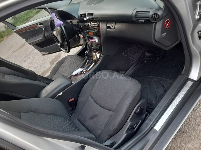Mercedes C 240 2000, 239,000 km - 2.4 л - Goranboy