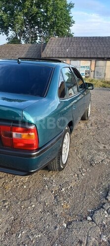 Opel Vectra 1994, 365,570 km - 1.8 l - Şəki