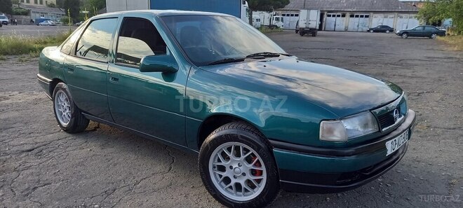 Opel Vectra 1994, 365,570 km - 1.8 l - Şəki