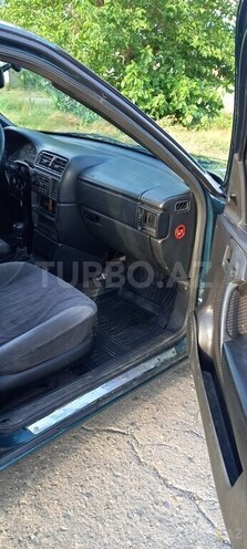 Opel Vectra 1994, 365,570 km - 1.8 l - Şəki