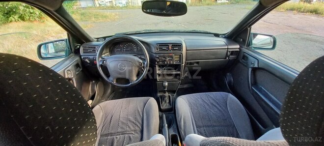 Opel Vectra 1994, 365,570 km - 1.8 l - Şəki
