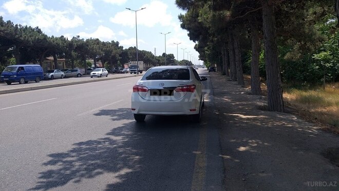 Toyota Corolla 2013, 169,850 km - 1.6 l - Bakı