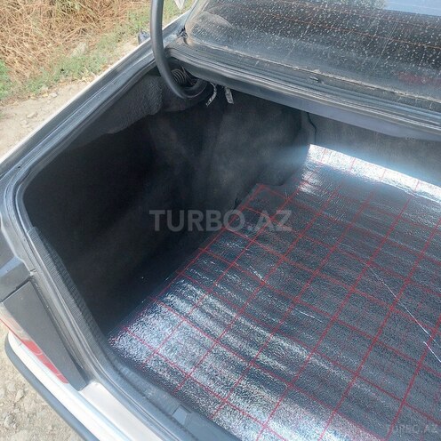 Mercedes E 200 1990, 179,568 km - 2.0 л - Bakı