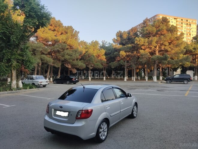 Kia Rio 2010, 323,833 km - 1.4 l - Bakı