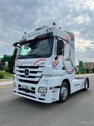 Mercedes Actros 1844 2011, 860,000 km - 12.0 l - Mingəçevir