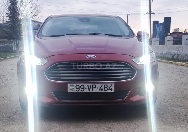 Ford Fusion 2013, 252,000 km - 2.0 л - Saatlı