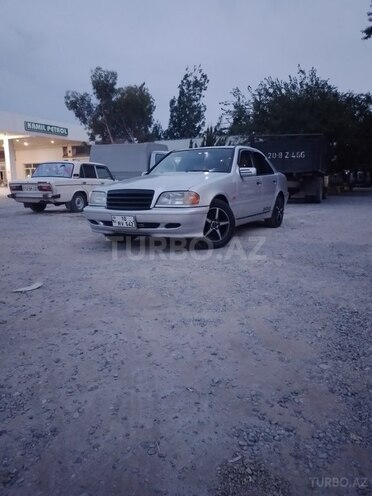 Mercedes C 200 1994, 350,000 km - 2.0 l - Salyan