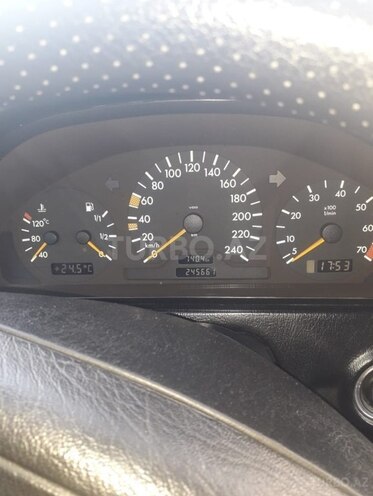 Mercedes C 200 2000, 246,000 km - 2.0 l - Mingəçevir