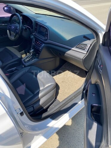 Hyundai Elantra 2016, 62,012 km - 1.6 l - Bakı