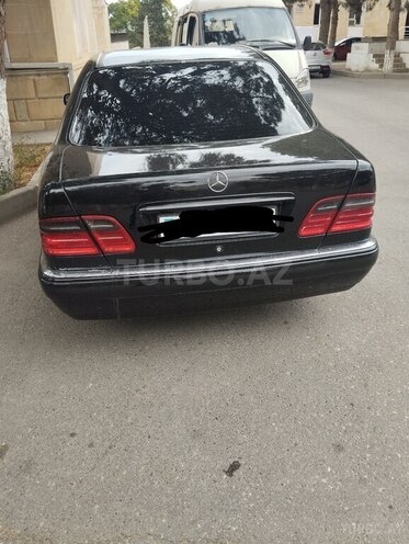 Mercedes E 240 1999, 475,660 km - 2.4 l - Bakı